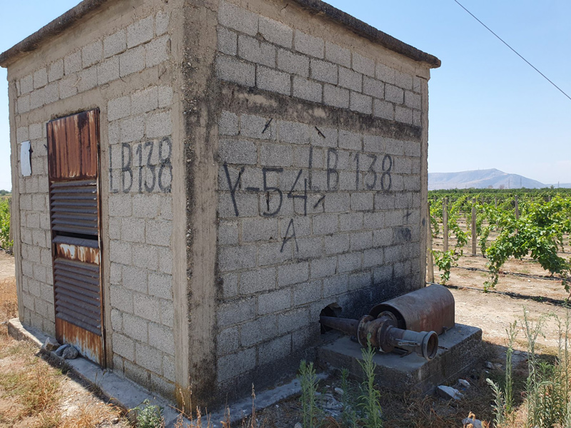 ΤΟΕΒ Μάτι Τυρνάβου: Η απόλυτη παρακμή με ξεραμένα περιβόλια, γεωτρήσεις διαλυμένες στον Αμπελώνα