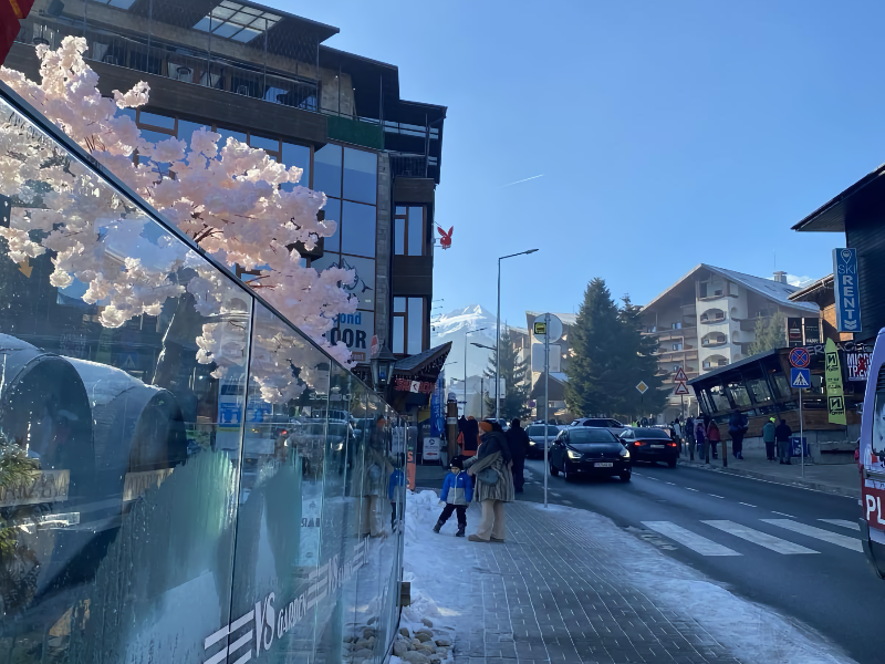 Χριστουγεννιάτικο τριήμερο στο Bansko: Σκι, παράδοση και χειμωνιάτικη μαγεία