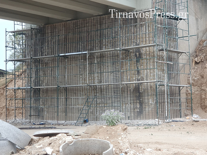 Κουλιός: Έργα αντισεισμικής προστασίας των γεφυρών πραγματοποιούνται στην περιοχή του Τυρνάβου