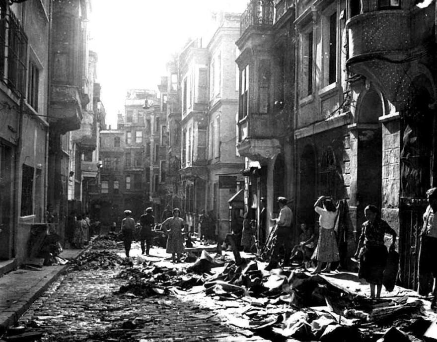 70 χρόνια από τα Σεπτεμβριανά: Το πογκρόμ που σημάδεψε τον ελληνισμό της Κωνσταντινούπολης