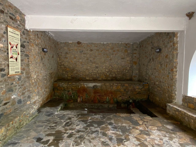 Δείτε τις Ιαματικές Πηγές στο Κόκκινο Νερό του Δήμου Αγιάς μόνο στο ΤΡ (βίντεο)