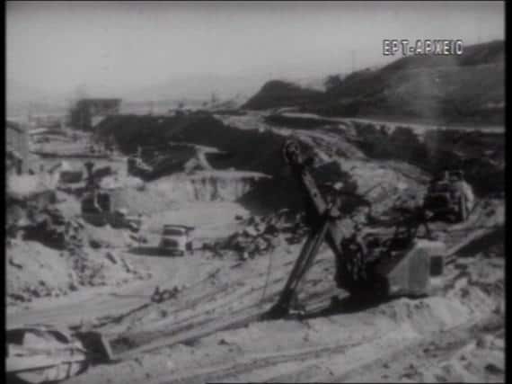 Τι είναι οι ΜΟΜΑ. Η ιστορία, η προσφορά τους και ο λόγος που καταργήθηκαν Τι είναι οι ΜΟΜΑ. Η ιστορία, η προσφορά τους και ο λόγος που καταργήθηκαν