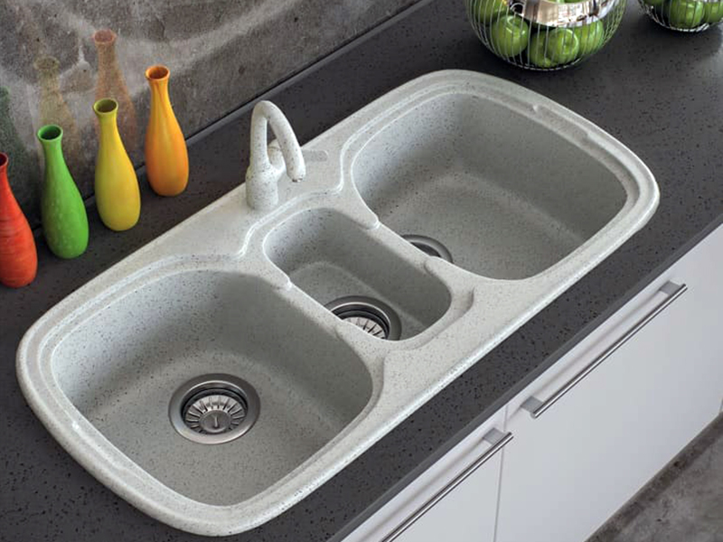 Για χρώματα, εργαλεία & είδη υγιεινής κατάστημα Δημητρίου Απ. Σάμπρη στον Τύρναβο