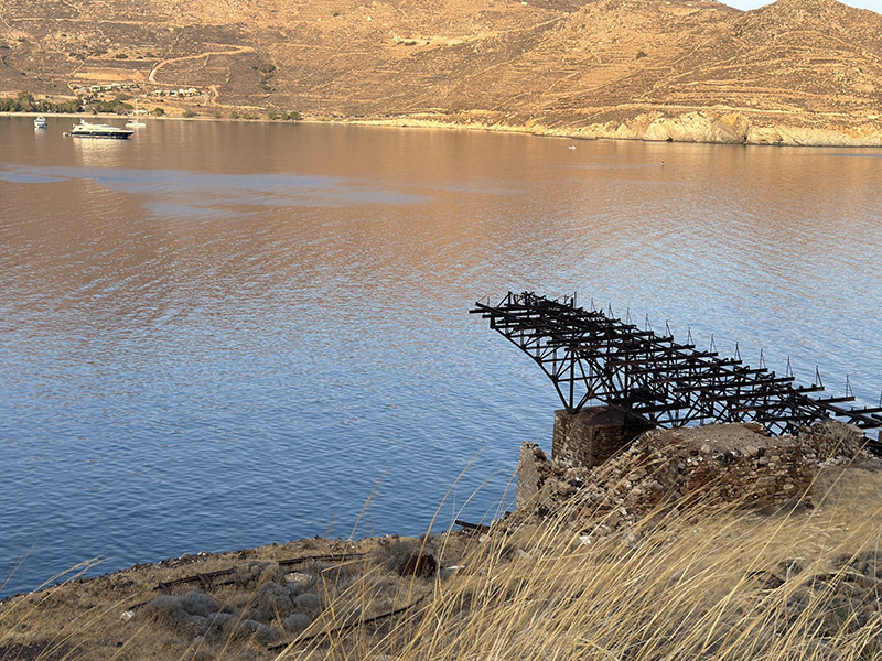 Σέριφος: Το νησί των Κυκλάδων με την άγρια ομορφιά τα κρυστάλλινα νερά και τη φιλοξενία