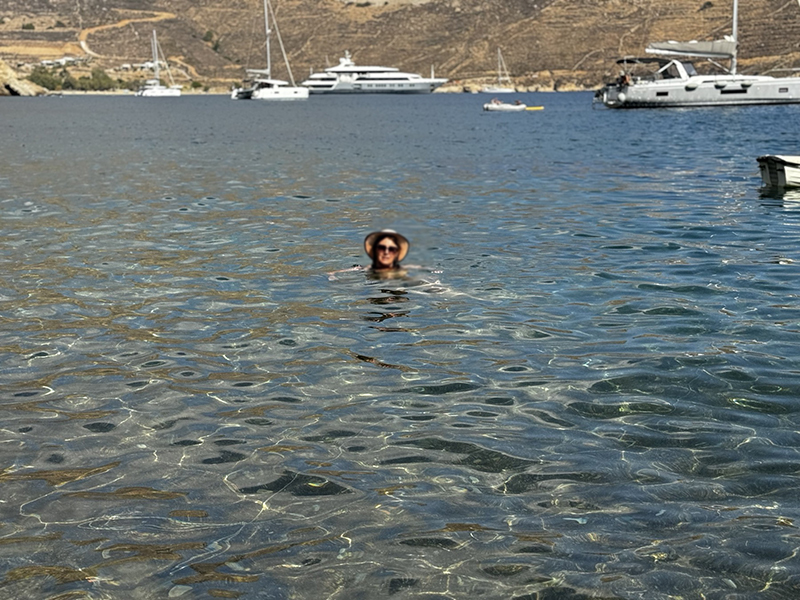 Σέριφος: Το νησί των Κυκλάδων με την άγρια ομορφιά τα κρυστάλλινα νερά και τη φιλοξενία