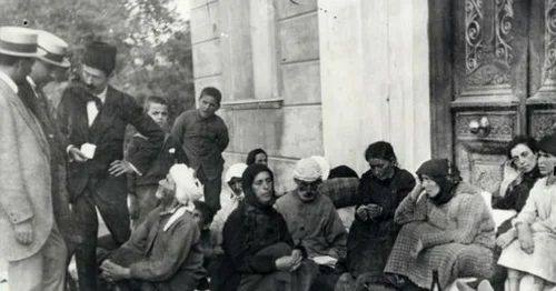 25 Δεκεμβρίου 1922: Τα δακρυσμένα Χριστούγεννα — Μνήμες Ελληνισμού