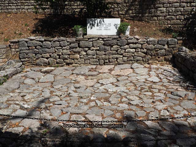 Άγιος Κοσμάς Αιτωλός και όχι ΚΟΣΜΑΣ Ο ΑΙΤΩΛΟΣ - Tιμάται στις 24 Αυγούστου εκάστου έτους